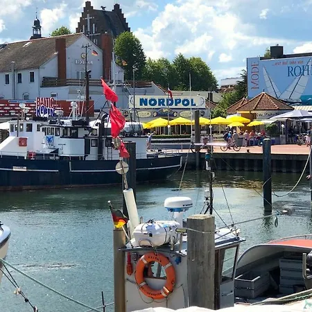 Strandhotel S33-213 3*