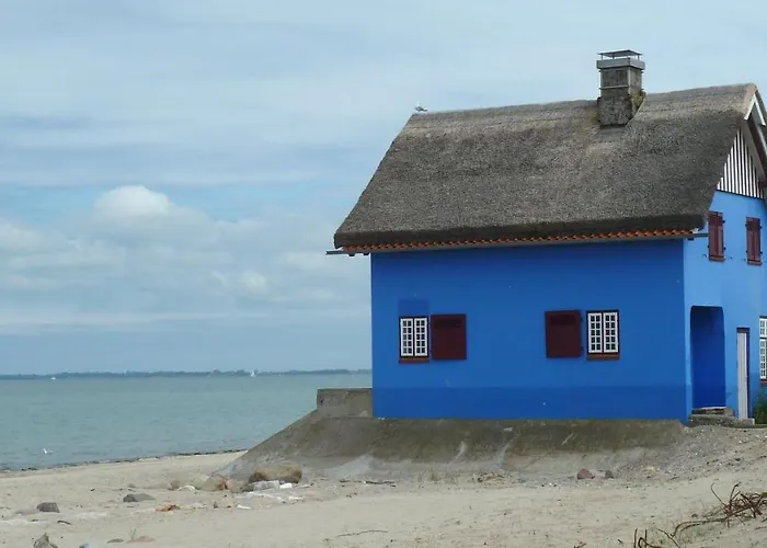 Strandhotel S33-213 3*